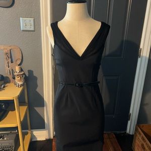 Beautifully tailored elegant 100% silk dress. S ( 0-2) NWT